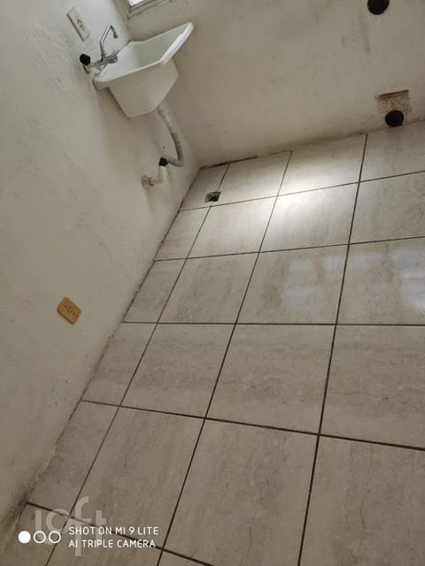 Image 16 - 230412